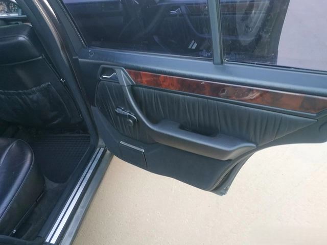 Mercedes-Benz W124 — фото 11